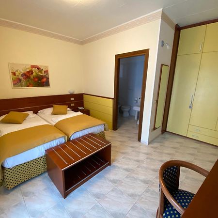 Hotel Villa Olivo Resort 3S บาร์โดลิโน ภายนอก รูปภาพ