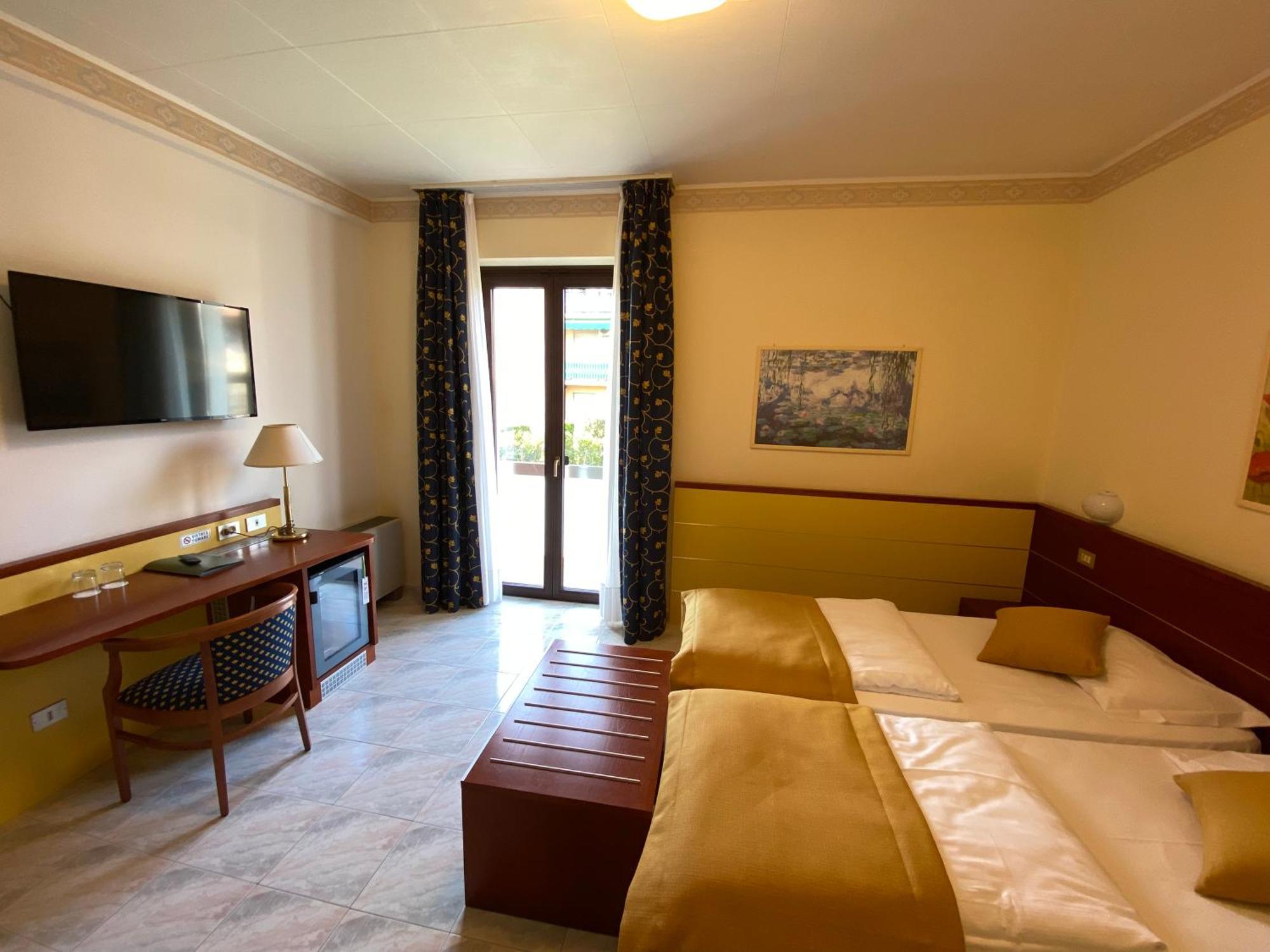 Hotel Villa Olivo Resort 3S บาร์โดลิโน ภายนอก รูปภาพ