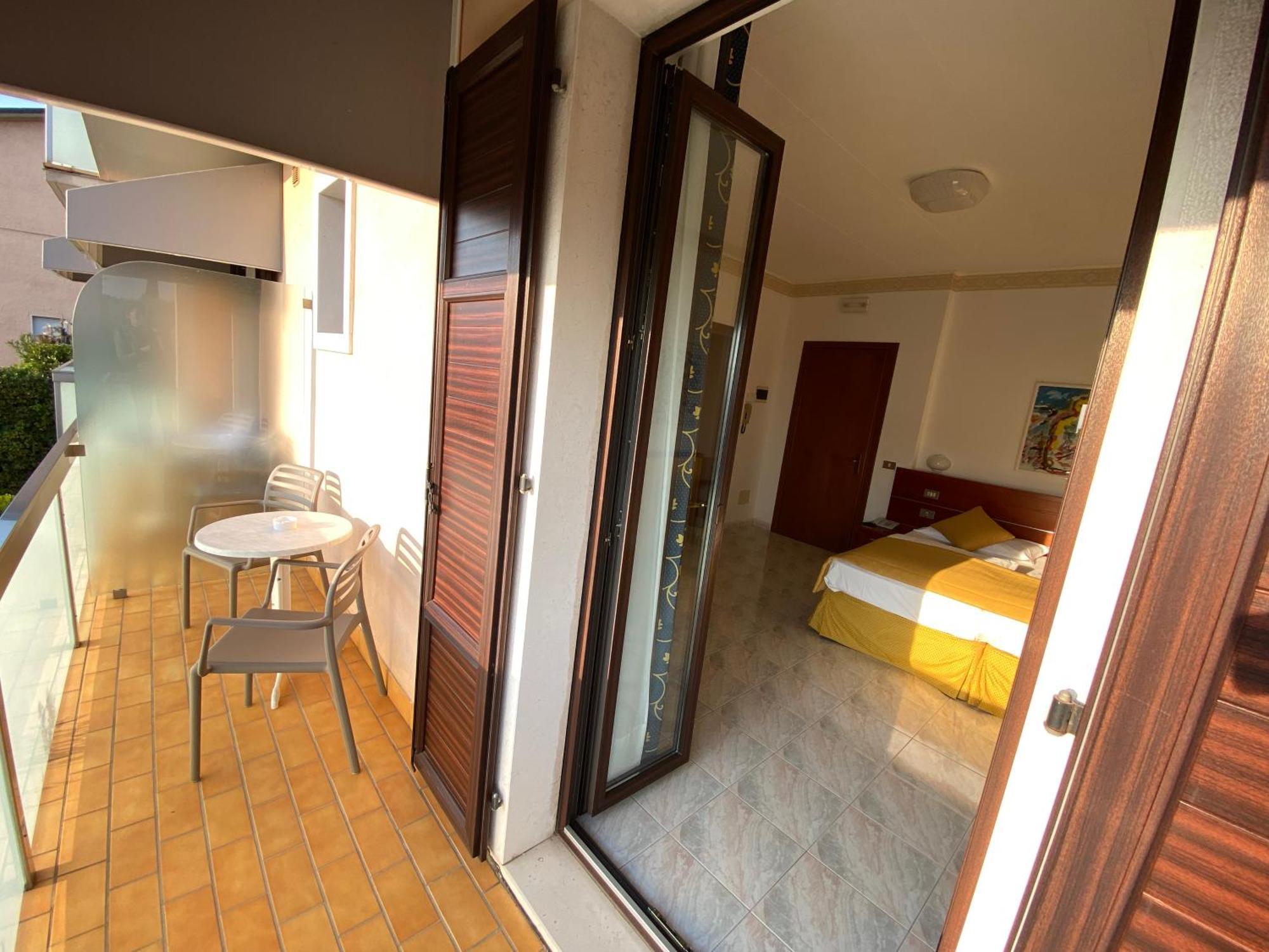 Hotel Villa Olivo Resort 3S บาร์โดลิโน ภายนอก รูปภาพ